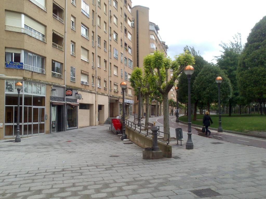 Pension Parque Del Ebro (Adults Only) Logrono Luaran gambar